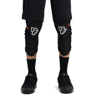 Защита колена RACE FACE Ambush Leg-Stealth-S