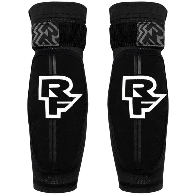 Защита локтя RACE FACE Indy Elbow-Stealth-L