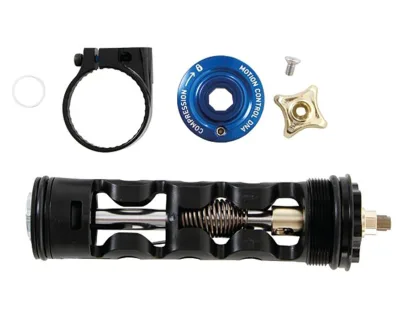 RockShox COMPDMPR MCDNA RMT17 RVL RLT (Демпфер Motion Control, Виносна манетка, Revelation, RLT)