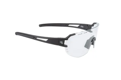 Очки ONRIDE Iris, черные с линзой Photochromic (84-25%) в жестком чехле