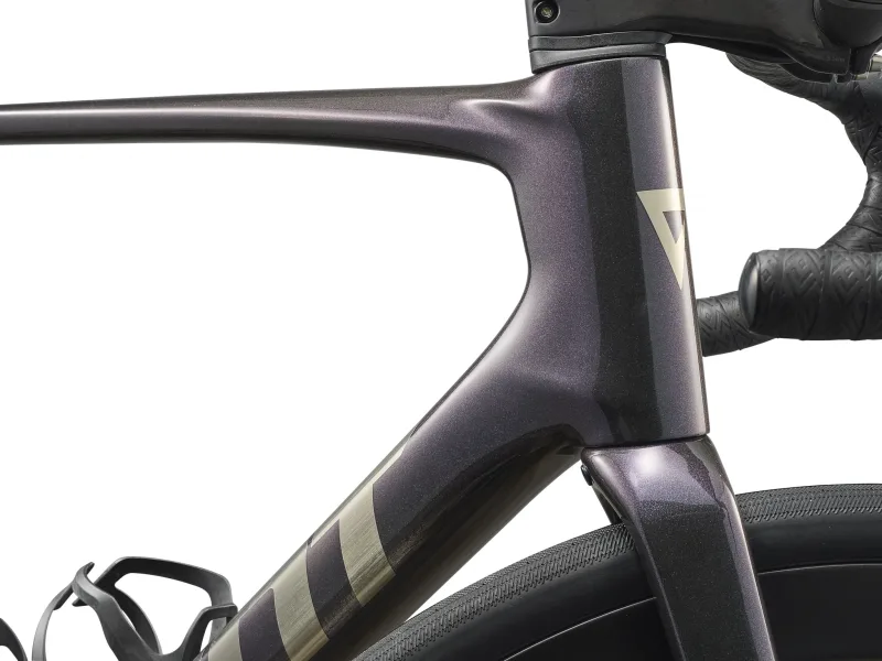 Велосипед 28" GIANT Defy Advanced SL 0 (2026) рама - ML Arctic Light — 2
